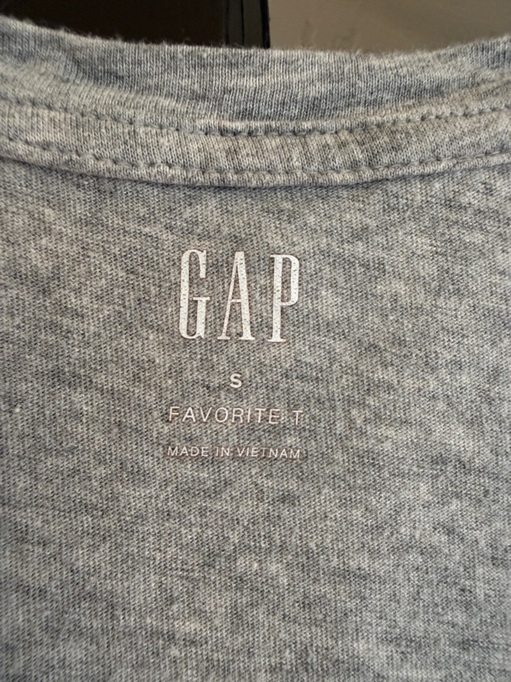 GAP Heather Gray V-Neck Short Sleeve Tee - Picture 2 of 3